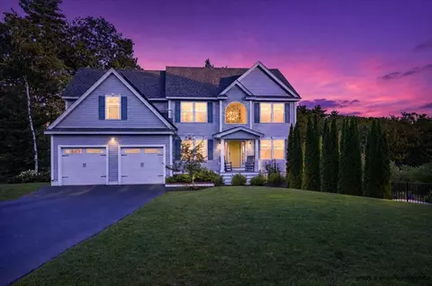 40 Seavey Dr, Auburn, NH 03032