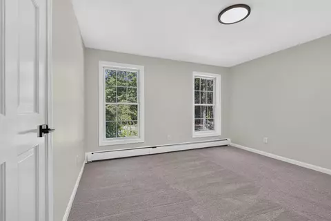 Bedroom - 231 Post Rd, North Hampton, NH 03862 photo 1 of 8