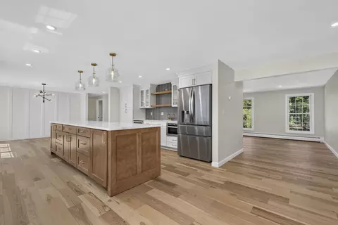 Kitchen - 231 Post Rd, North Hampton, NH 03862 photo 2 of 4