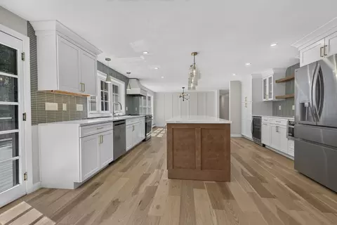 Kitchen - 231 Post Rd, North Hampton, NH 03862 photo 5 of 5