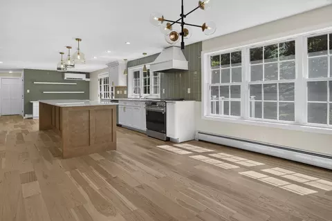 Kitchen - 231 Post Rd, North Hampton, NH 03862 photo 1 of 5