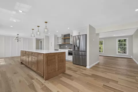 Kitchen - 231 Post Rd, North Hampton, NH 03862 photo 2 of 5