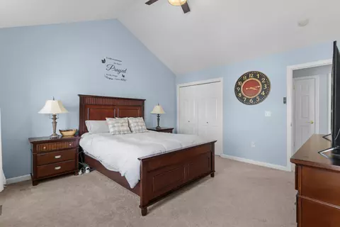 Bedroom - 61 Dicandra Dr, Bow, NH 03304 photo 3 of 4