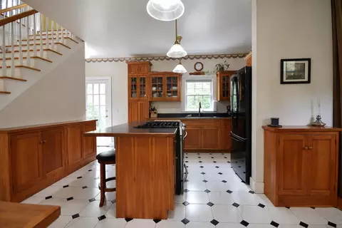 Kitchen - 60 Lyman Dr, Williston, VT 05495 photo 3 of 3