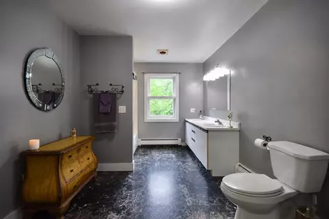 Bath - 60 Lyman Dr, Williston, VT 05495 photo 2 of 2