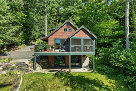 88 Hidden Valley Dr, Tuftonboro, NH 03816
