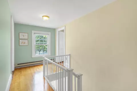Entry Way - 333 Winnacunnet Rd, Hampton, NH 03842 photo 5 of 6