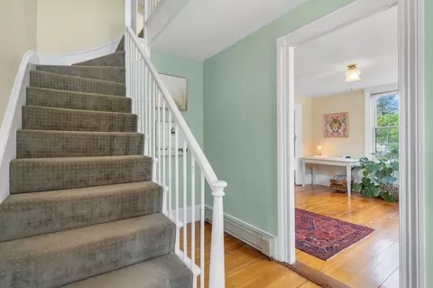 Entry Way - 333 Winnacunnet Rd, Hampton, NH 03842 photo 4 of 6