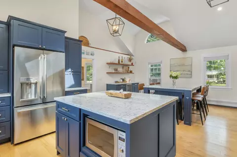 Kitchen - 333 Winnacunnet Rd, Hampton, NH 03842 photo 5 of 7