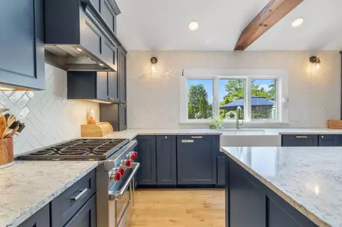 Kitchen - 333 Winnacunnet Rd, Hampton, NH 03842 photo 3 of 7