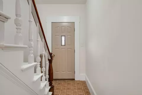 Entry Way - 22 Eastern Ave, Barre, VT 05641 photo 1 of 6