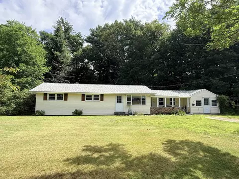 759 Pond Rd, Vernon, VT 05354
