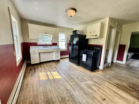 Kitchen - 355 Websterville Rd, Orange, VT 05641 photo 4 of 6