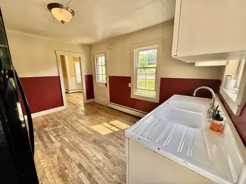 Kitchen - 355 Websterville Rd, Orange, VT 05641 photo 5 of 6