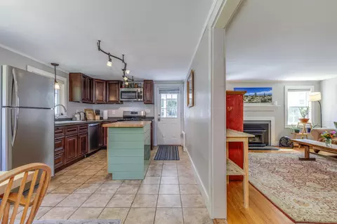 Entry Way - 60 Mountain Rd, Concord, NH 03301 photo 1 of 5