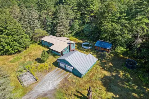 5018 Route 113 Rd, Thetford, VT 05075