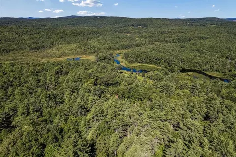 97 99 Wildwood Rd, Weare, NH 03281 photo 2