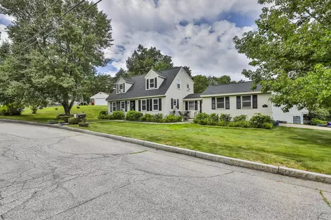 217 Trolley St, Manchester, NH 03103