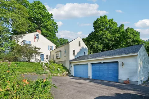 Exterior - 9 Academy Ave, Atkinson, NH 03811 photo 2 of 10