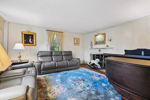 Living - 9 Academy Ave, Atkinson, NH 03811 photo 2 of 2