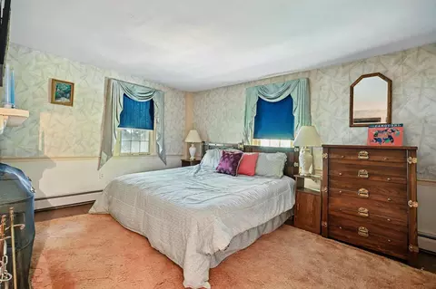 Bedroom - 9 Academy Ave, Atkinson, NH 03811 photo 6 of 6