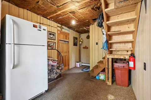Entry Way - 9 Academy Ave, Atkinson, NH 03811 photo 4 of 4