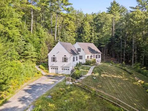 793 Shaker Hill Rd, Enfield, NH 03748