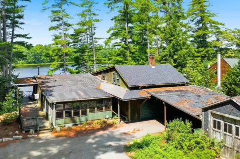 104 Lily Pond Rd, Somersworth, NH 03878