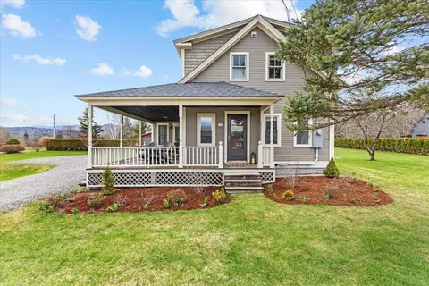 331 Maple St, Waterbury, VT 05677
