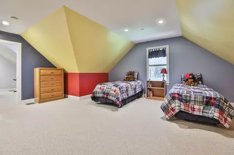 Bedroom - 9 Partridge Ln, Atkinson, NH 03811 photo 7 of 8