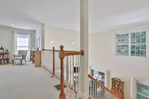 Entry Way - 9 Partridge Ln, Atkinson, NH 03811 photo 4 of 5