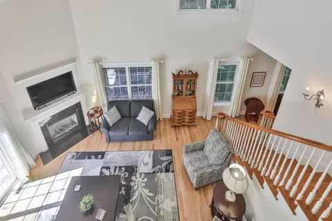 Living - 9 Partridge Ln, Atkinson, NH 03811 photo 6 of 8