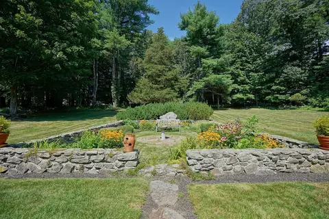 Exterior - 100 Mill Rd, North Hampton, NH 03862 photo 12 of 13