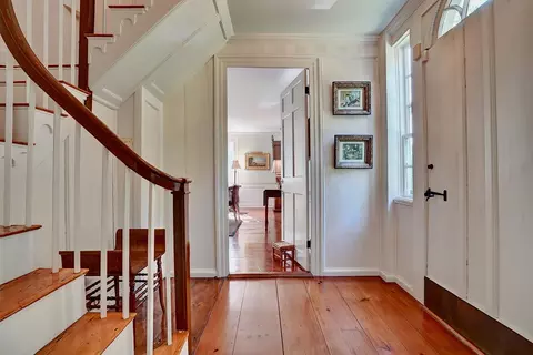 Entry Way - 100 Mill Rd, North Hampton, NH 03862 photo 3 of 6
