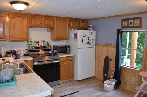 79 Porter Ln, Barton, VT 05822 photo 3