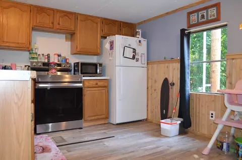 79 Porter Ln, Barton, VT 05822 photo 3