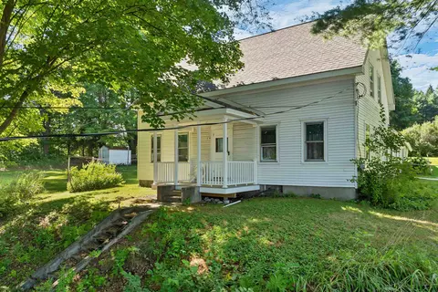 169 E Main St, Tilton, NH 03276