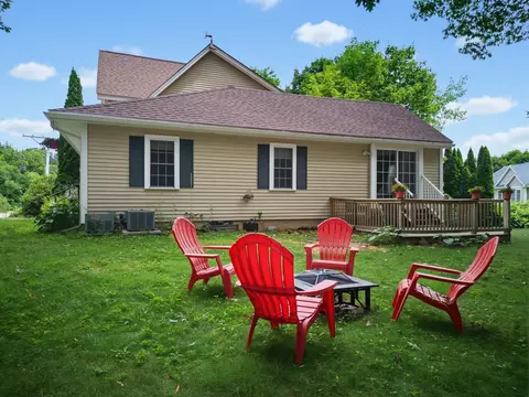 Exterior - 35 Pleasant St, Newfields, NH 03856 photo 10 of 13