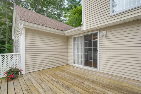 Exterior - 35 Pleasant St, Newfields, NH 03856 photo 5 of 13