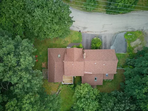 View/Area - 35 Pleasant St, Newfields, NH 03856 photo 1 of 2