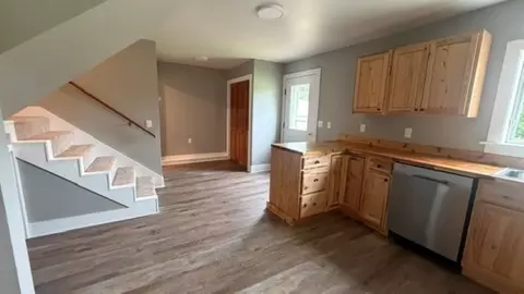 Entry Way - 96 W Settlement Rd, Johnson, VT 05656 photo 6 of 8