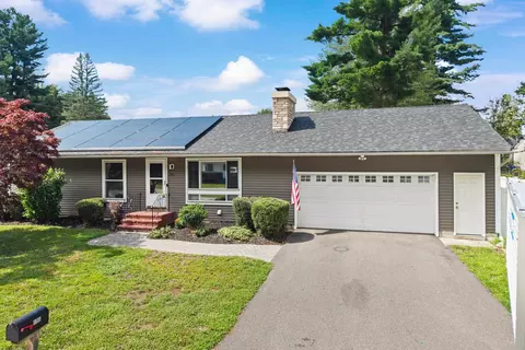 156 Kenberma St, Manchester, NH 03103