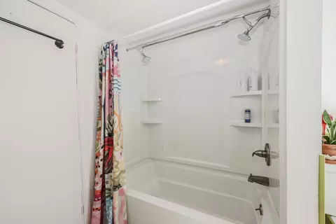 Bath - 6 Mill St, Concord, NH 03301 photo 2 of 2
