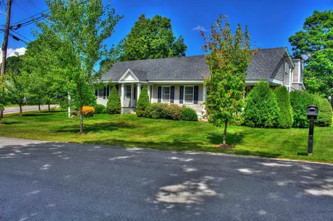 7 Winchester Rd, Chesterfield, NH 03443