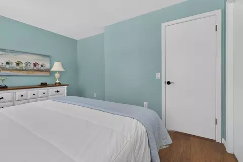 Bedroom - 96 Fox Run Rd, Stoddard, NH 03464 photo 2 of 12