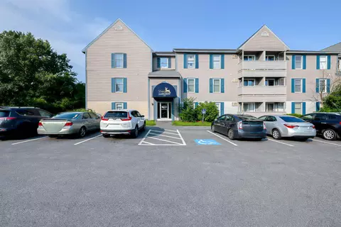 130 Eastern Ave #201, Manchester, NH 03104