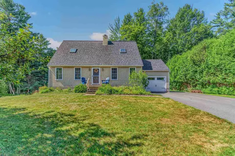 281 Oak Hill Ave, Littleton, NH 03561