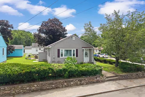 851 Cilley Rd, Manchester, NH 03103
