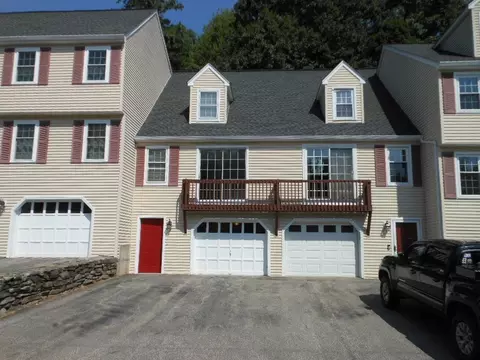 26 Hawkstead Holw, Nashua, NH 03063