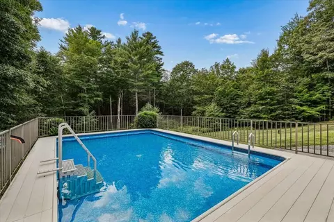 Exterior - 110 Middle Rd, Deerfield, NH 03037 photo 12 of 14